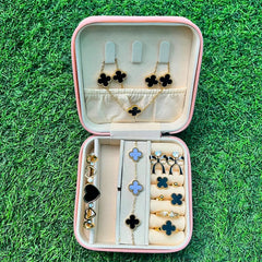 Black Clover Elegance Gift Set