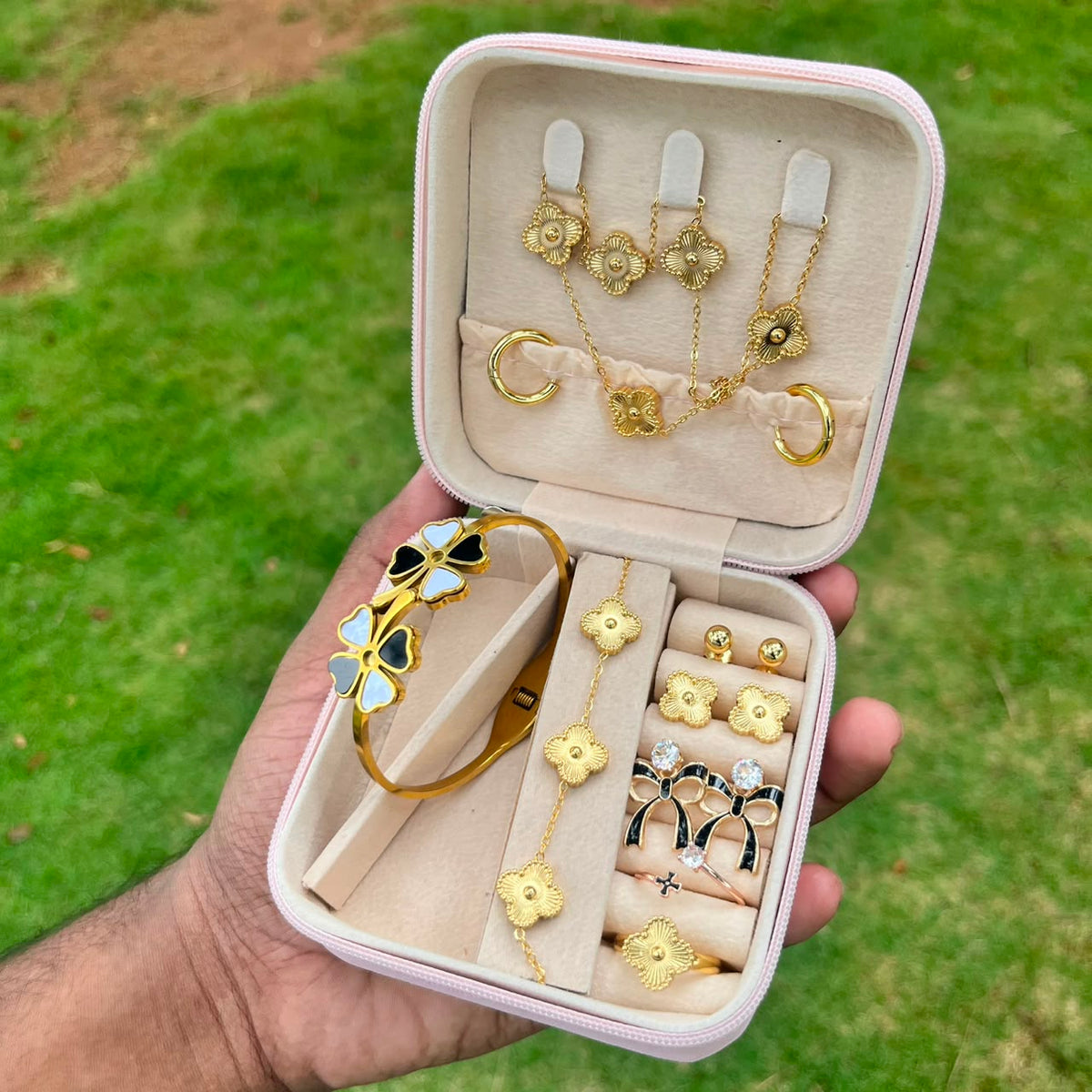 Golden Floral  Luxury Jewellery Gift Set