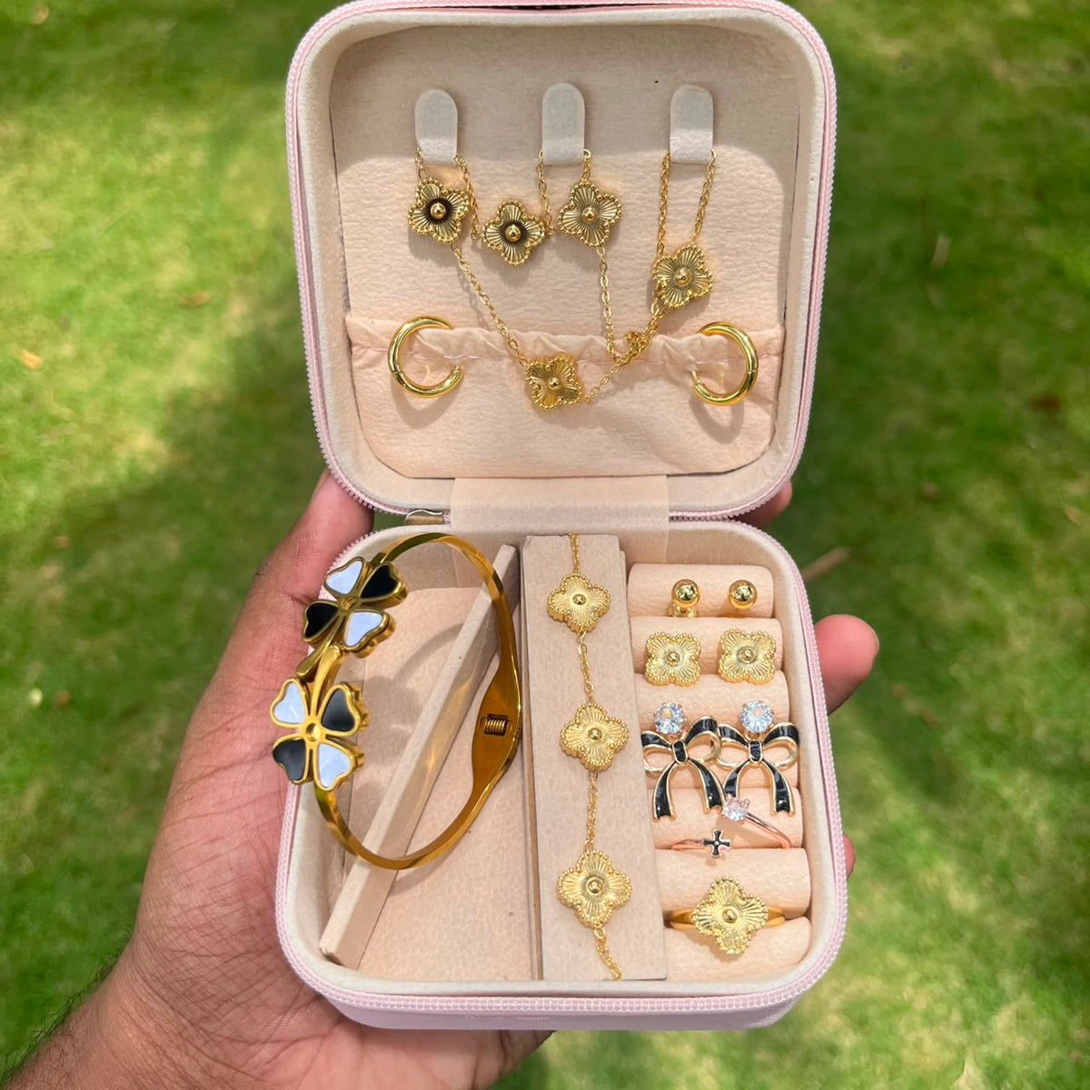 Golden Floral  Luxury Jewellery Gift Set